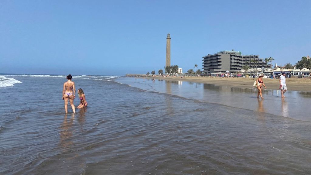 Canarias cubrirá con todos los gastos sanitarios de los turistas que se contagien en sus islas