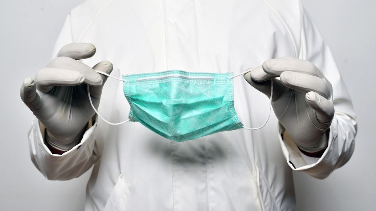 El Ministerio de Sanidad emite unas recomendaciones para guardar la mascarilla sin que se contamine