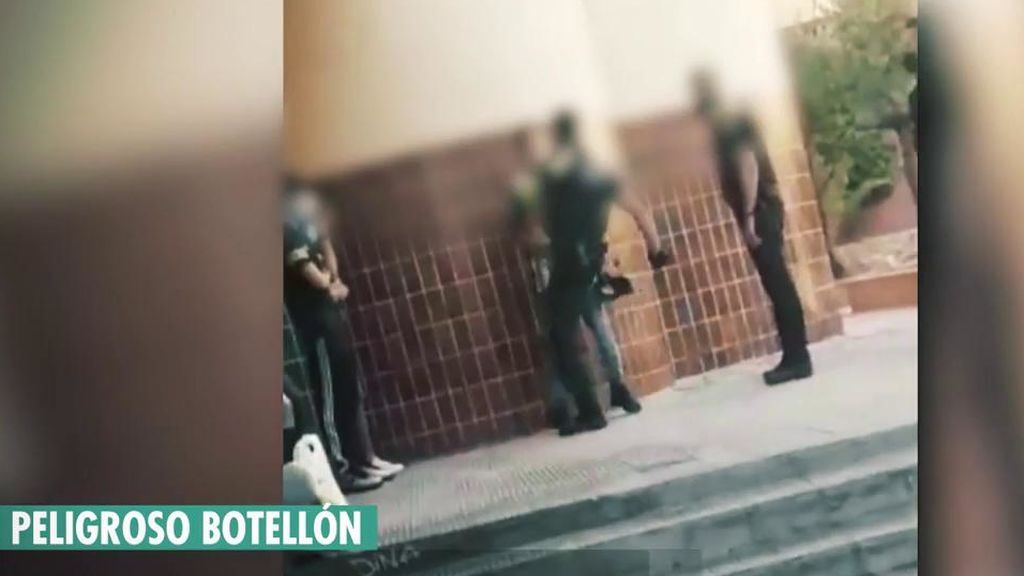 agentes heridos botellon