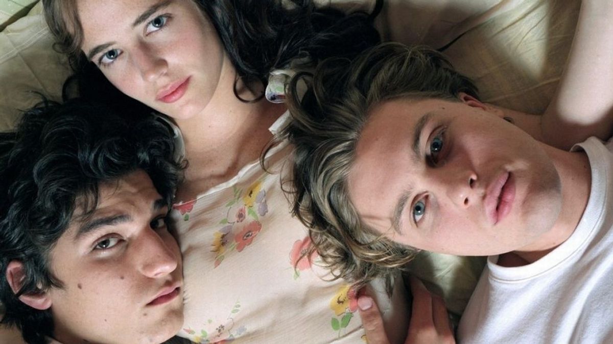 Poliamor, relaciones abiertas o clandestinidad. ¿Qué hago si me he enamorado de dos personas? Poliamor, relaciones abiertas o clandestinidad. ¿Qué hago si me he enamorado de dos personas?