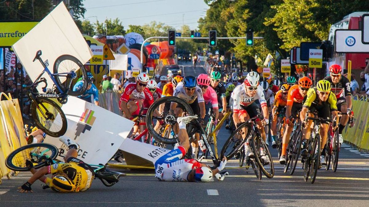 Jumbo suspende a Groenewegen por dejar en coma a Jakobsen en el Tour de Polonia Jumbo suspende a Groenewegen por dejar en coma a Jakobsen en el Tour de Polonia