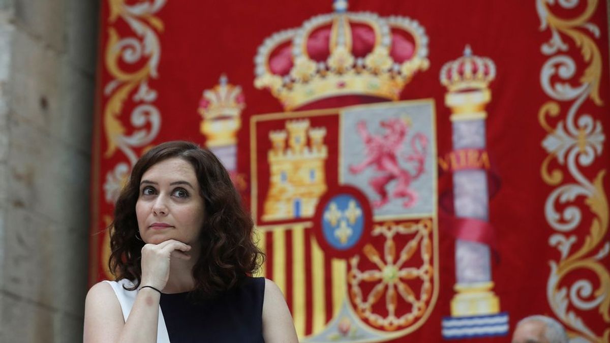 La polémica de los asintomáticos en Madrid: la consejería eleva la cifra al 70% frente al 15% que afirmó Simón La polémica de los asintomáticos en Madrid: la consejería eleva la cifra al 70% frente al 15% que afirmó Simón