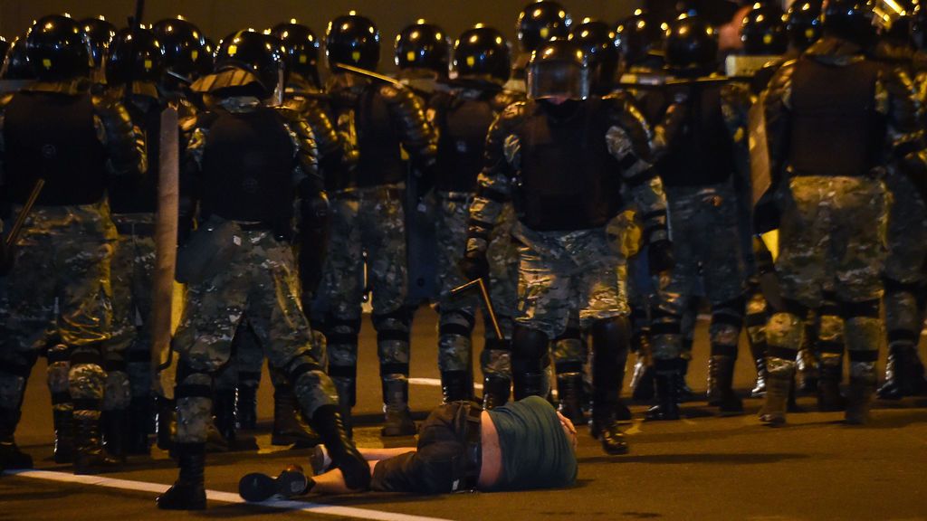 La líder de la oposición bielorrusa se niega a reconocer su derrota frente al presidente Lukashenko La líder de la oposición bielorrusa se niega a reconocer su derrota frente al presidente Lukashenko