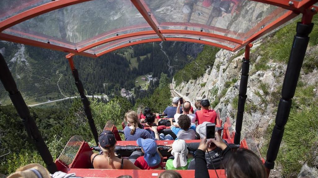 Un corte de electricidad de un funicular en Francia deja quince heridos graves Un corte de electricidad de un funicular en Francia deja quince heridos graves