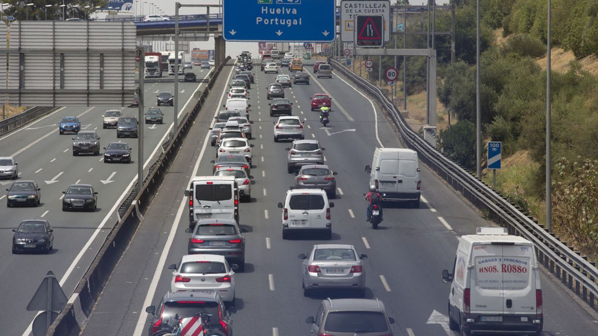 España recupera en julio la movilidad y alcanza el 98% de la registrada en febrero España recupera en julio la movilidad y alcanza el 98% de la registrada en febrero