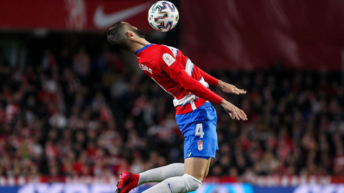 Nueve equipos de fútbol de Primera y Segunda notifican casos de coronavirus Nueve equipos de fútbol de Primera y Segunda notifican casos de coronavirus