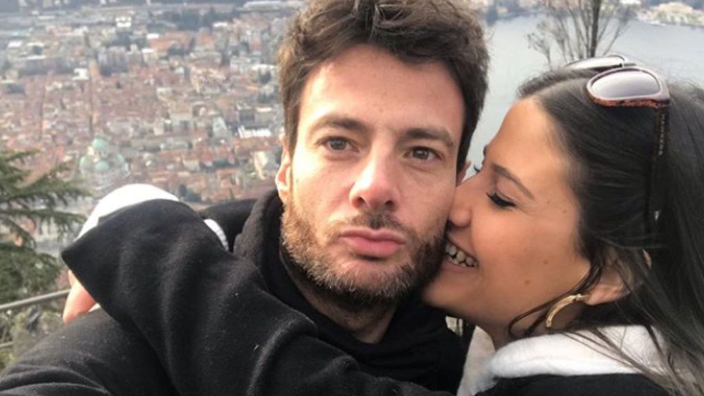 Enamorado de su novia y nostálgico con ‘GH’: la nueva vida de Alessandro Livi