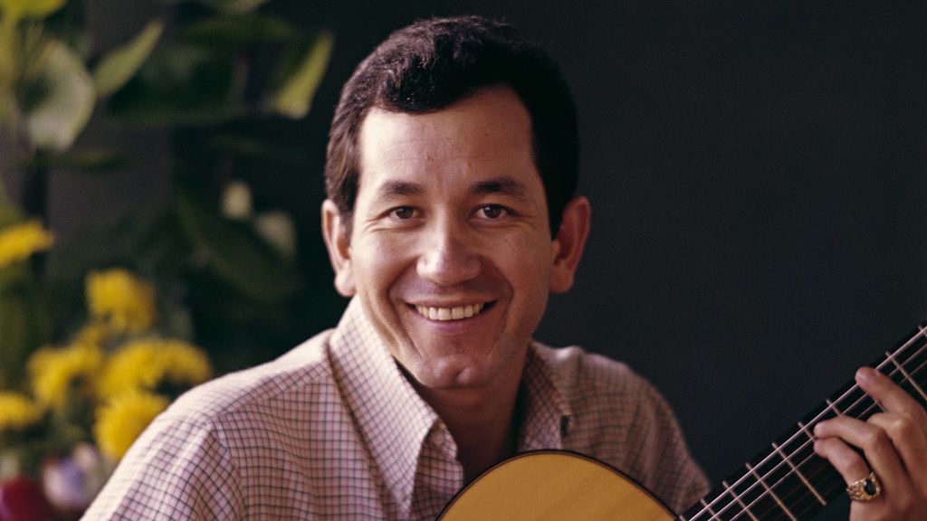 Muere Trini López, cantante de "If I Had a Hammer" y actor en "Doce del patíbulo", por coronavirus Muere Trini López, cantante de "If I Had a Hammer" y actor en "Doce del patíbulo", por coronavirus