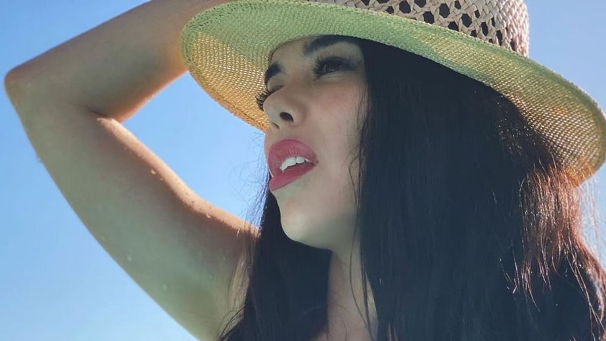 Beatriz Luengo toma una decisión sobre sus redes sociales en sus vacaciones: "Mi granito de arena"