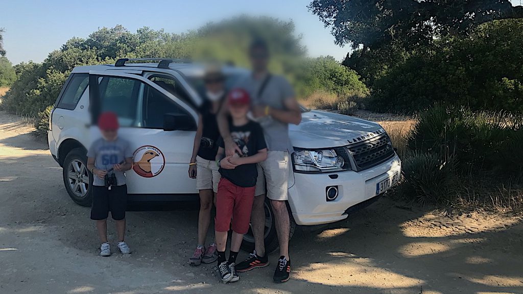 Una familia se toma un respiro en Doñana