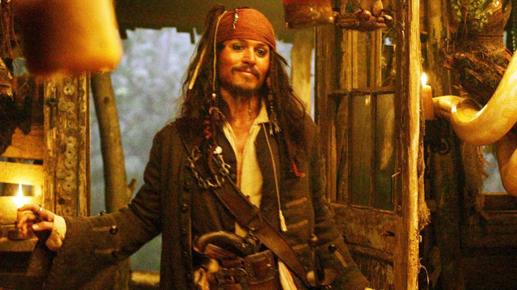 Sabía a sal, lo tomaban por un motivo de salud y otras curiosidades del ron que bebían los piratas