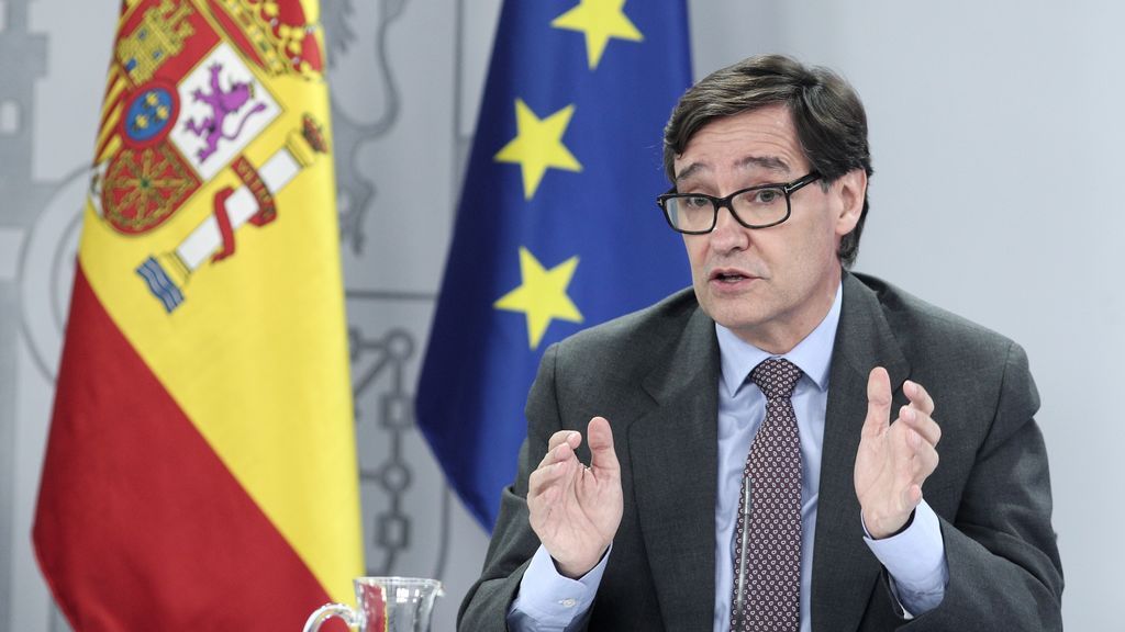 Sanidad convoca de urgencia a las comunidades autónomas ante un nuevo pico de contagios Sanidad convoca de urgencia a las comunidades autónomas ante un nuevo pico de contagios