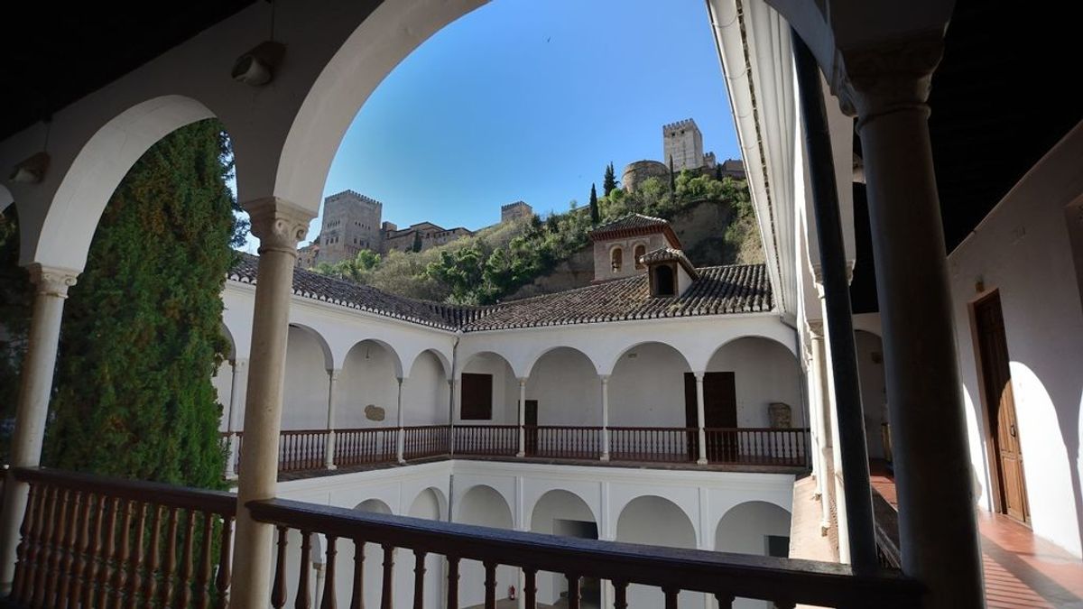 Cierran temporalmente los museos de Bellas Artes y Arqueológico de Granada tras detectar dos positivos en Covid-19 Cierran temporalmente los museos de Bellas Artes y Arqueológico de Granada tras detectar dos positivos en Covid-19