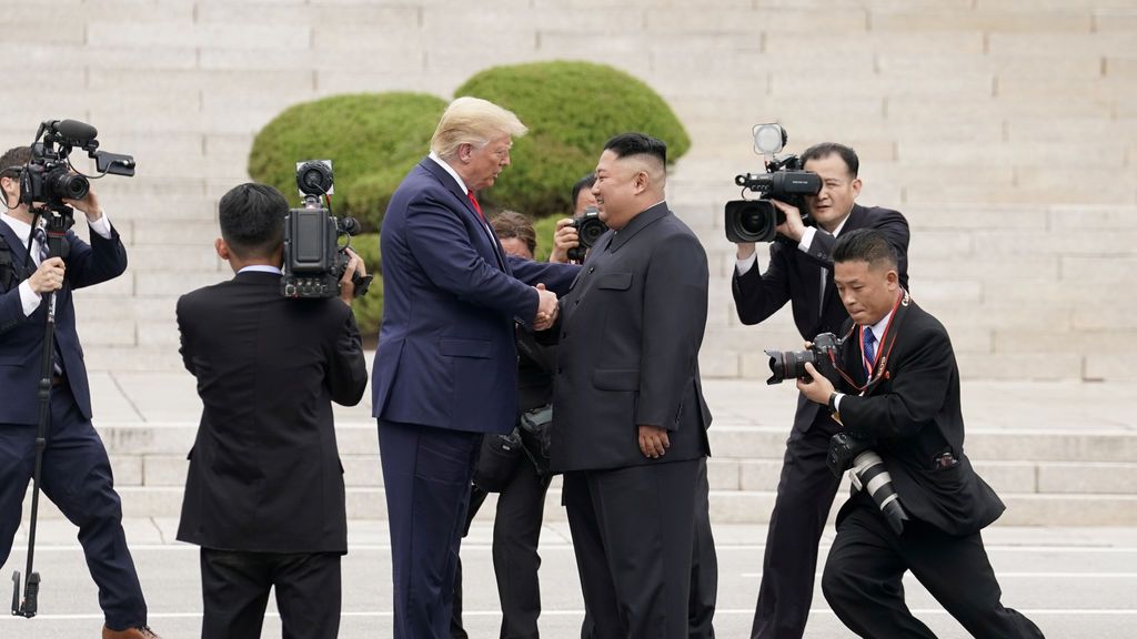 La historia de amor y odio entre Donald Trump y Kim Jong Un a través de 25 cartas privadas La historia de amor y odio entre Donald Trump y Kim Jong Un a través de 25 cartas privadas