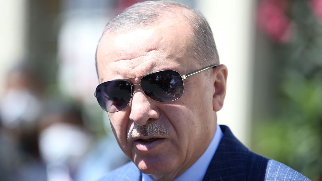 Turquía acusa a Francia de comportarse como un "matón" en el Mediterráneo oriental Turquía acusa a Francia de comportarse como un "matón" en el Mediterráneo oriental