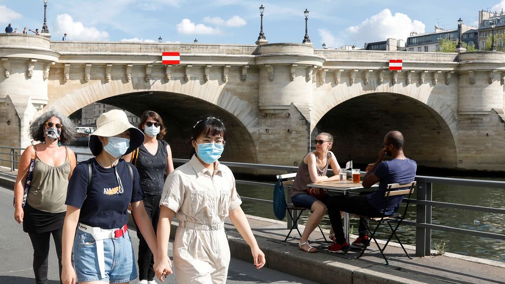 Francia se enfrenta a una segunda ola de la pandemia tras superar los 3.000 contagios en un día Francia se enfrenta a una segunda ola de la pandemia tras superar los 3.000 contagios en un día