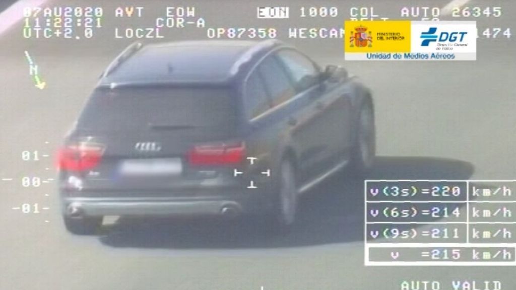 Detenido un conductor por ir a 215 km/hora en una autovía de Sevilla Detenido un conductor por ir a 215 km/hora en una autovía de Sevilla