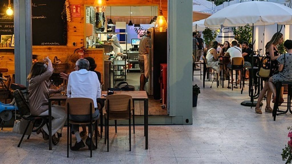 30 locales nocturnos sancionados y 117 multas por no llevar mascarilla en Valencia este fin de semana 30 locales nocturnos sancionados y 117 multas por no llevar mascarilla en Valencia este fin de semana