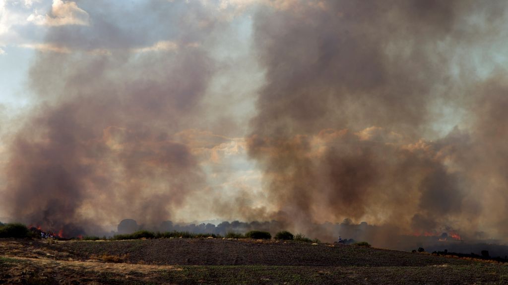El incendio de Aliste en Zamora afecta ya a una superficie de 2.000 hectáreas El incendio de Aliste en Zamora afecta ya a una superficie de 2.000 hectáreas