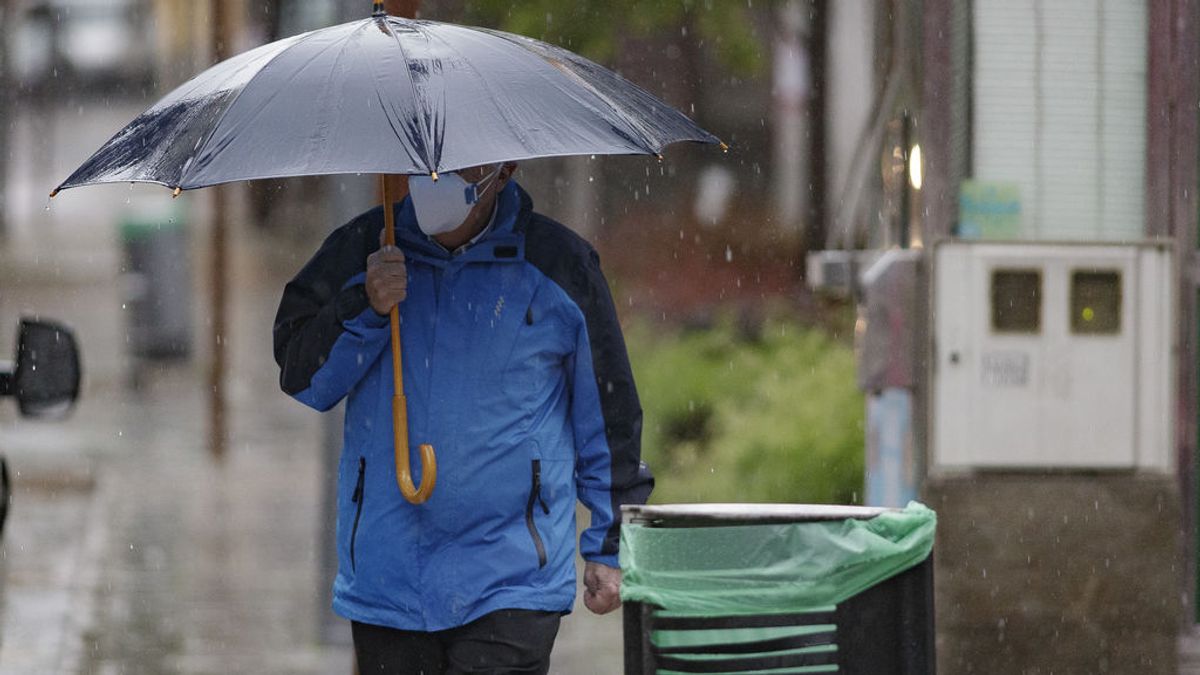 Más de 40 actuaciones de bomberos en dos horas en el Vallès Occidental por las fuertes lluvias -NIUS Más de 40 actuaciones de bomberos en dos horas en el Vallès Occidental por las fuertes lluvias -NIUS