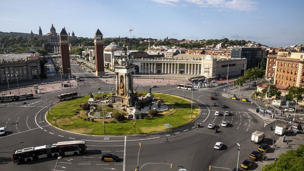 Cataluña vuelve a registrar más de un millar de nuevos contagios y diez ingresos en UCI el último día Cataluña vuelve a registrar más de un millar de nuevos contagios y diez ingresos en UCI el último día