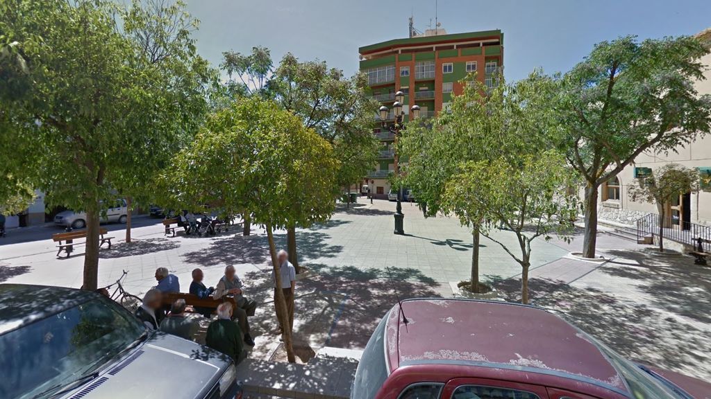 Una despedida de soltero en Altea obliga a cerrar los bares en un pueblo de Albacete por un brote de COVID Una despedida de soltero en Altea obliga a cerrar los bares en un pueblo de Albacete por un brote de COVID