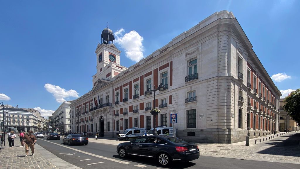 La Puerta del Sol se despide definitivamente de los coches La Puerta del Sol se despide definitivamente de los coches