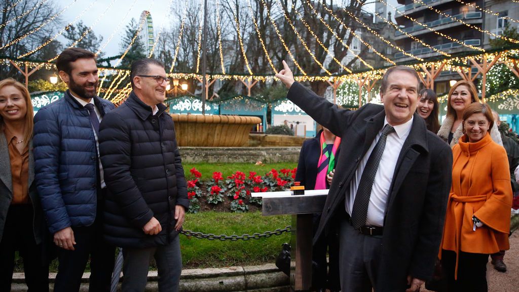 Vigo adelanta a agosto la instalación de las "mejores luces de navidad del mundo" Vigo adelanta a agosto la instalación de las "mejores luces de navidad del mundo"