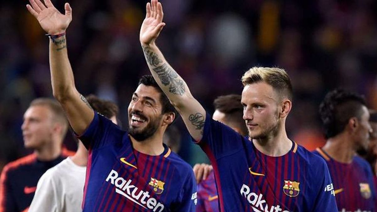 Luis Suárez, Rakitic y Arturo Vidal: los primeros señalados por Koeman para regenerar el vestuario del Barça Luis Suárez, Rakitic y Arturo Vidal: los primeros señalados por Koeman para regenerar el vestuario del Barça