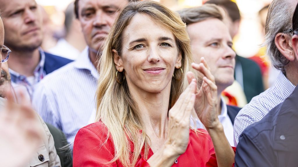 Dos hijas, un divorcio y un título de marquesa: el lado más personal de Cayetana Álvarez de Toledo