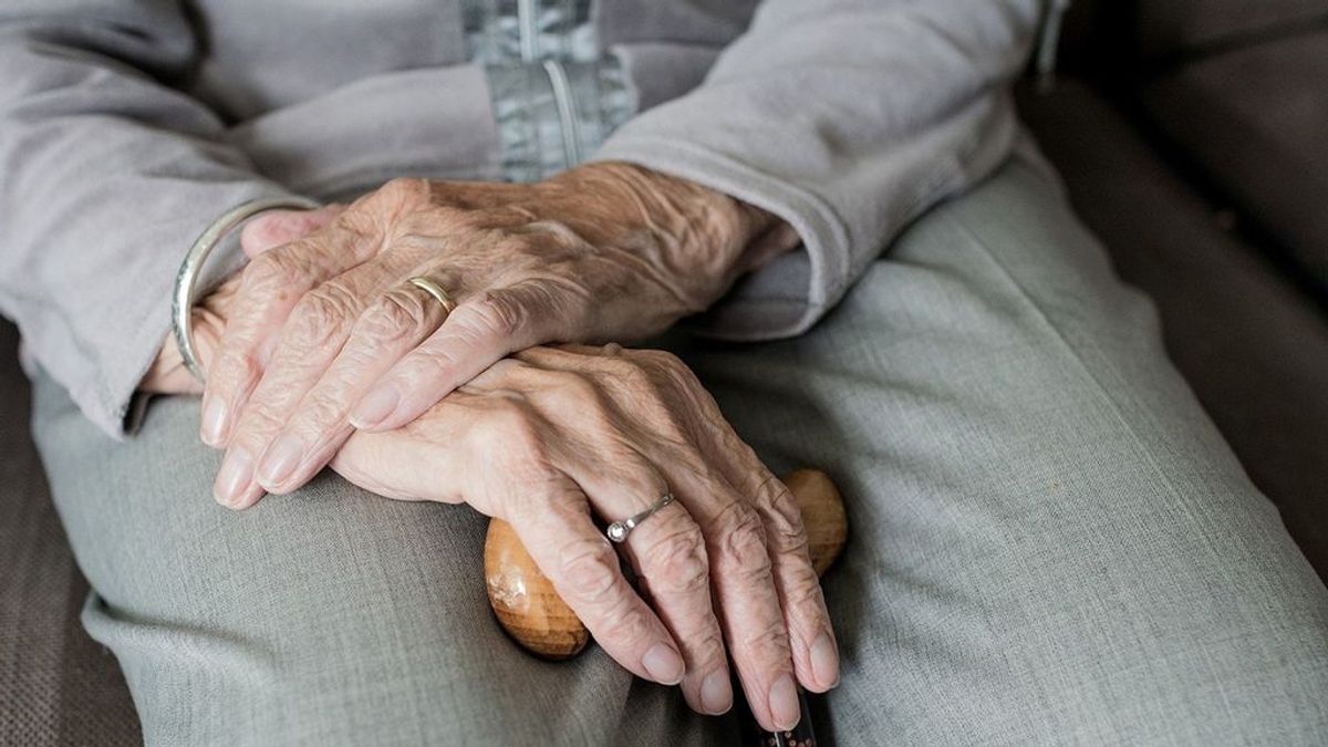 Los geriatras proponen estas diez medidas para afrontar los rebrotes en las residencias de ancianos Los geriatras proponen estas diez medidas para afrontar los rebrotes en las residencias de ancianos