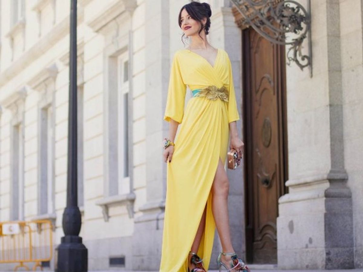 Como combinar un vestido amarillo - Divinity