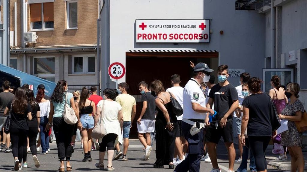 Italia registra el mayor número de contagios desde el pasado mes de mayo: 845 nuevos positivos y 6 muertos Italia registra el mayor número de contagios desde el pasado mes de mayo: 845 nuevos positivos y 6 muertos