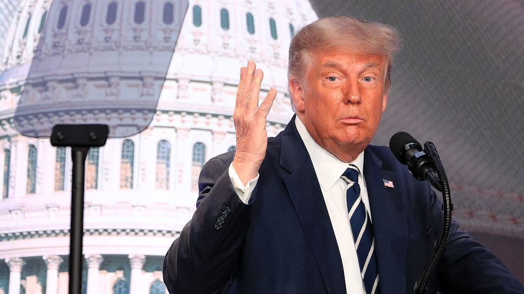 Trump acusa al "estado profundo" de retrasar la vacuna hasta después de las elecciones para perjudicarle Trump acusa al "estado profundo" de retrasar la vacuna hasta después de las elecciones para perjudicarle