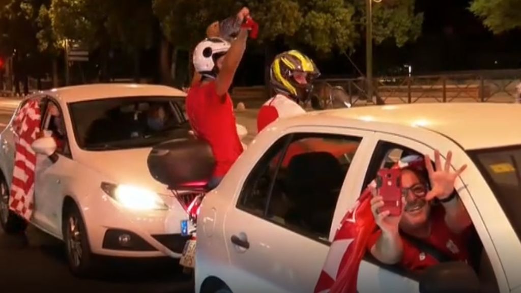 Euforia sevillista tras conquistar la sexta Europa League ante el Inter