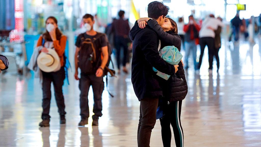 "Parejas binacionales, luchad por vuestro amor": permisos para reencontrarse con la pareja en tiempos de pandemia "Parejas binacionales, luchad por vuestro amor": permisos para reencontrarse con la pareja en tiempos de pandemia