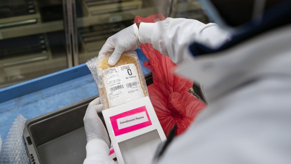 EEUU espera autorizar de forma inminente las transfusiones de plasma con anticuerpos a enfermos de COVID-19 EEUU espera autorizar de forma inminente las transfusiones de plasma con anticuerpos a enfermos de COVID-19