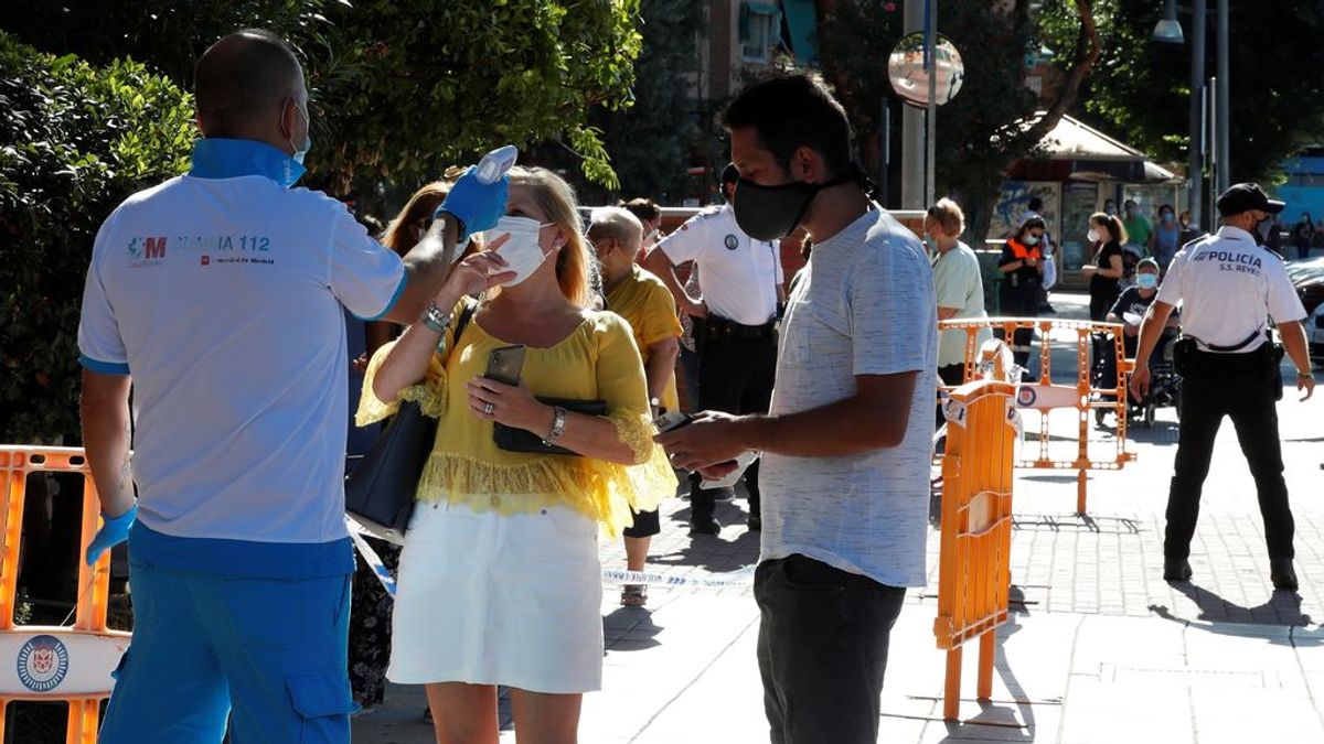 Suben las muertes en Madrid a 14 pero bajan los contagios en el último día Suben las muertes en Madrid a 14 pero bajan los contagios en el último día