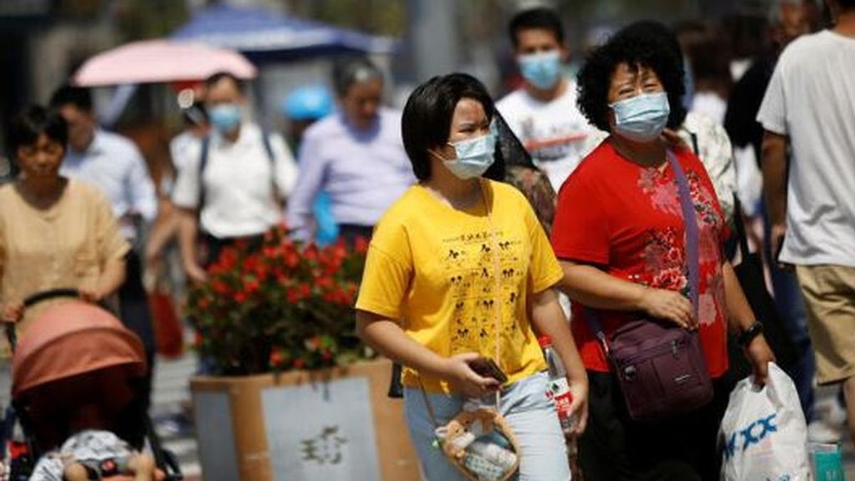 China autorizó en julio el uso de vacunas sin licencia para "casos  de emergencia"