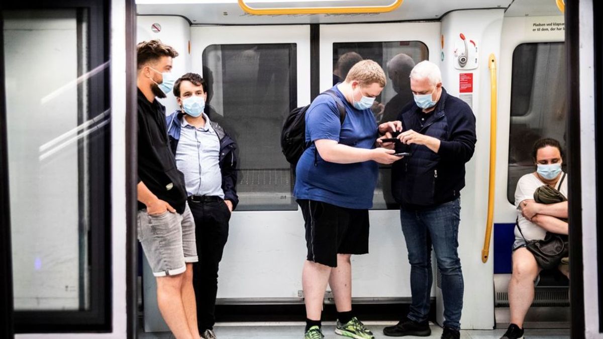 Ni en el transporte, ni en el cole: la mayoría de los contagios en Alemania se producen en el hogar Ni en el transporte, ni en el cole: la mayoría de los contagios en Alemania se producen en el hogar