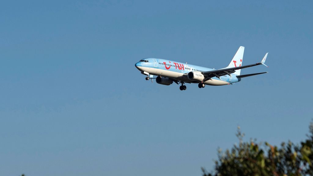 Bélgica enviará aviones vacíos para repatriar a sus turistas en Baleares y Almería tras entrar en su 'lista roja' Bélgica enviará aviones vacíos para repatriar a sus turistas en Baleares y Almería tras entrar en su 'lista roja'