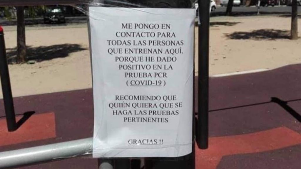 Desinfectan un parque en Córdoba al alertar un usuario en carteles de su positivo en Covid Desinfectan un parque en Córdoba al alertar un usuario en carteles de su positivo en Covid