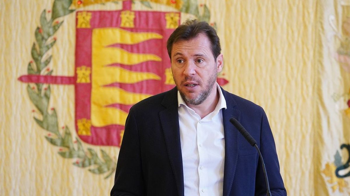 El portavoz de la Ejecutiva del PSOE pone en duda la estabilidad mental de la presidenta madrileña El portavoz de la Ejecutiva del PSOE pone en duda la estabilidad mental de la presidenta madrileña