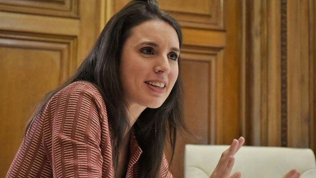 La entrevista de Irene Montero de la que todos hablan: "Pablo es el primer político que se ha cogido una baja por paternidad"