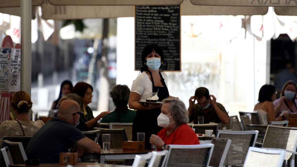 Unos clientes muerden a un camarero en Huesca por pedirles que se pusieran la mascarilla