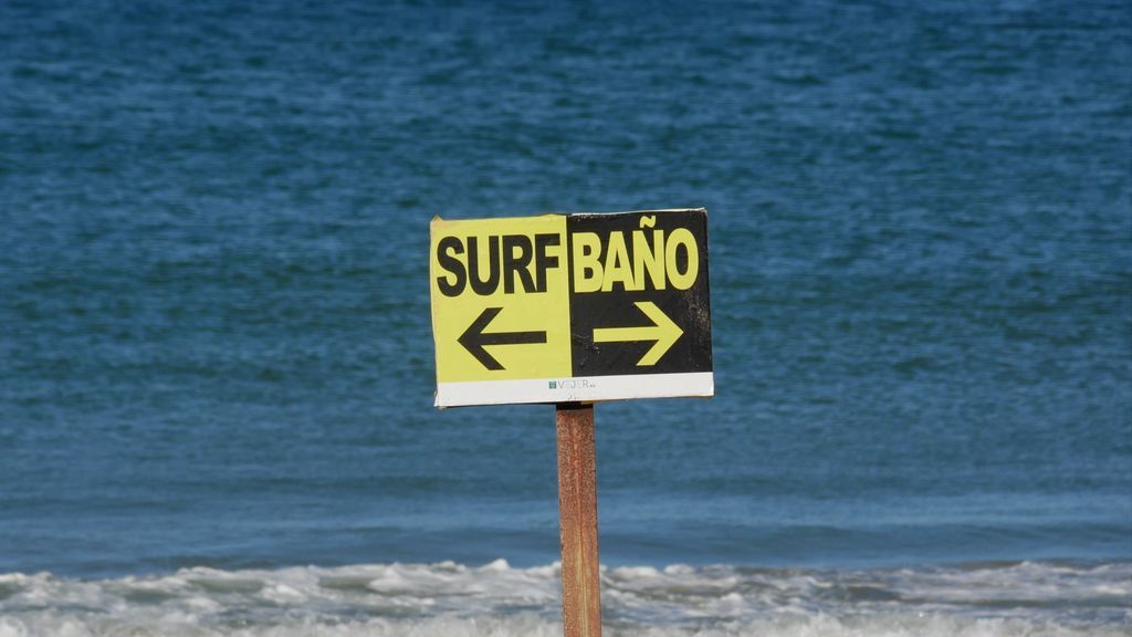 Delimitación de zonas de surf y baño