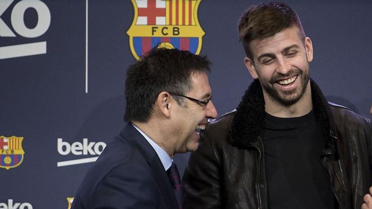 El Barça le pide a Piqué revisar a la baja su contrato para poder cuadrar las cuentas El Barça le pide a Piqué revisar a la baja su contrato para poder cuadrar las cuentas