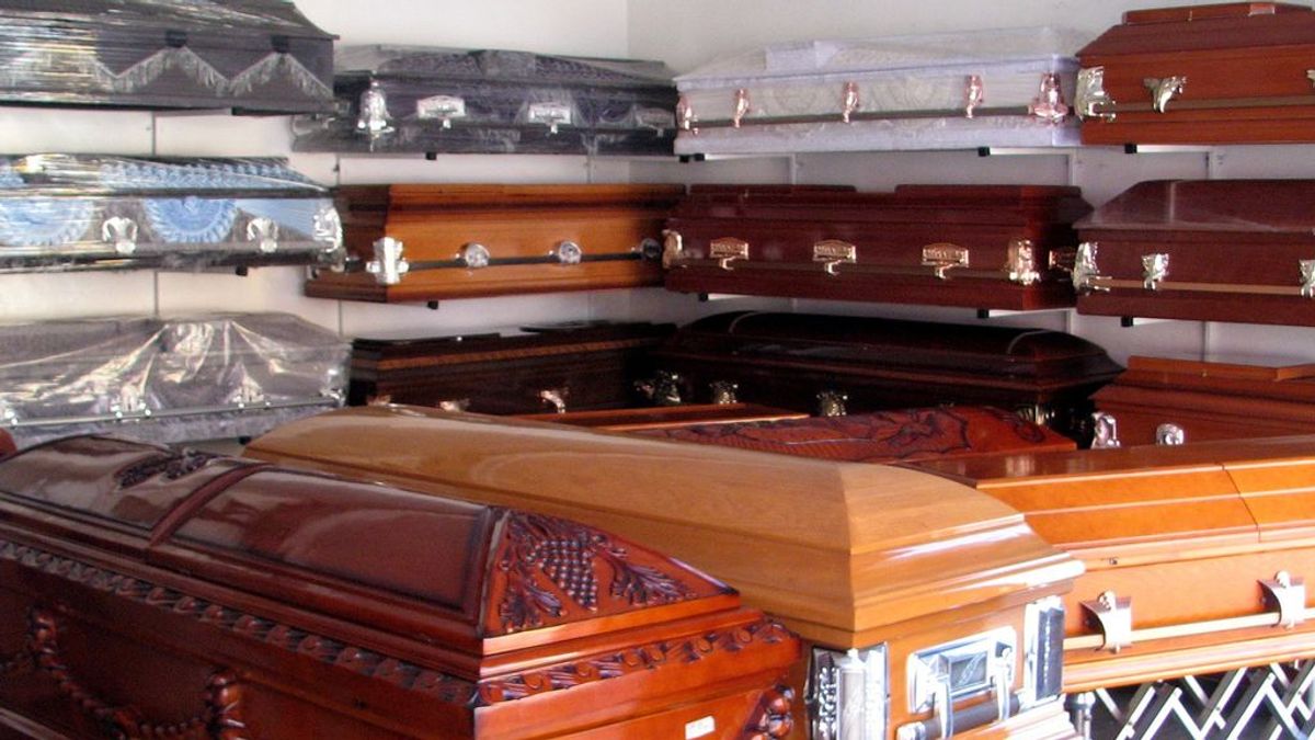 Una niña revive en una funeraria después de que certifiquen su muerte en un hospital