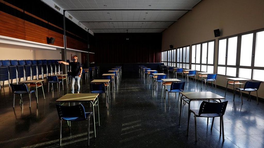 Las claves de la vuelta a las aulas: 'clases burbuja', uso de mascarilla y distancia de seguridad Las claves de la vuelta a las aulas: 'clases burbuja', uso de mascarilla y distancia de seguridad