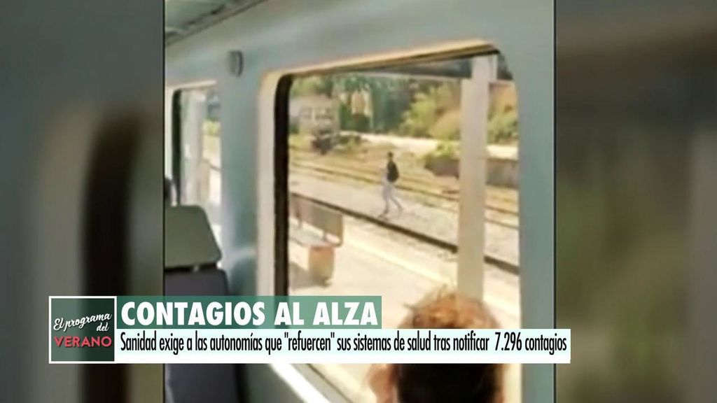 Un hombre es expulsado del tren por no llevar mascarilla